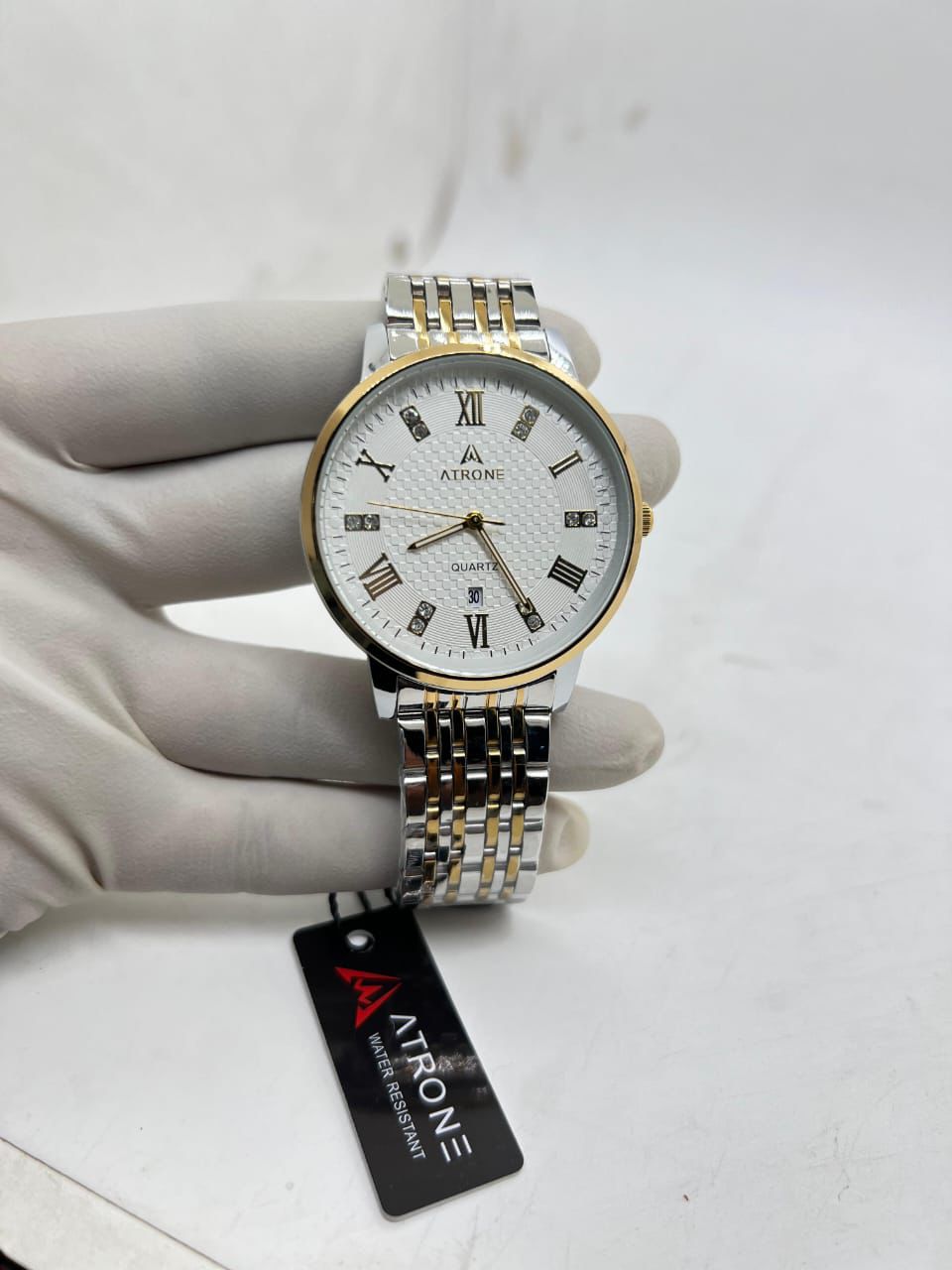 Classic Two-Tone Quartz Watch for Men – White Roman Dial Stainless Steel Bracelet